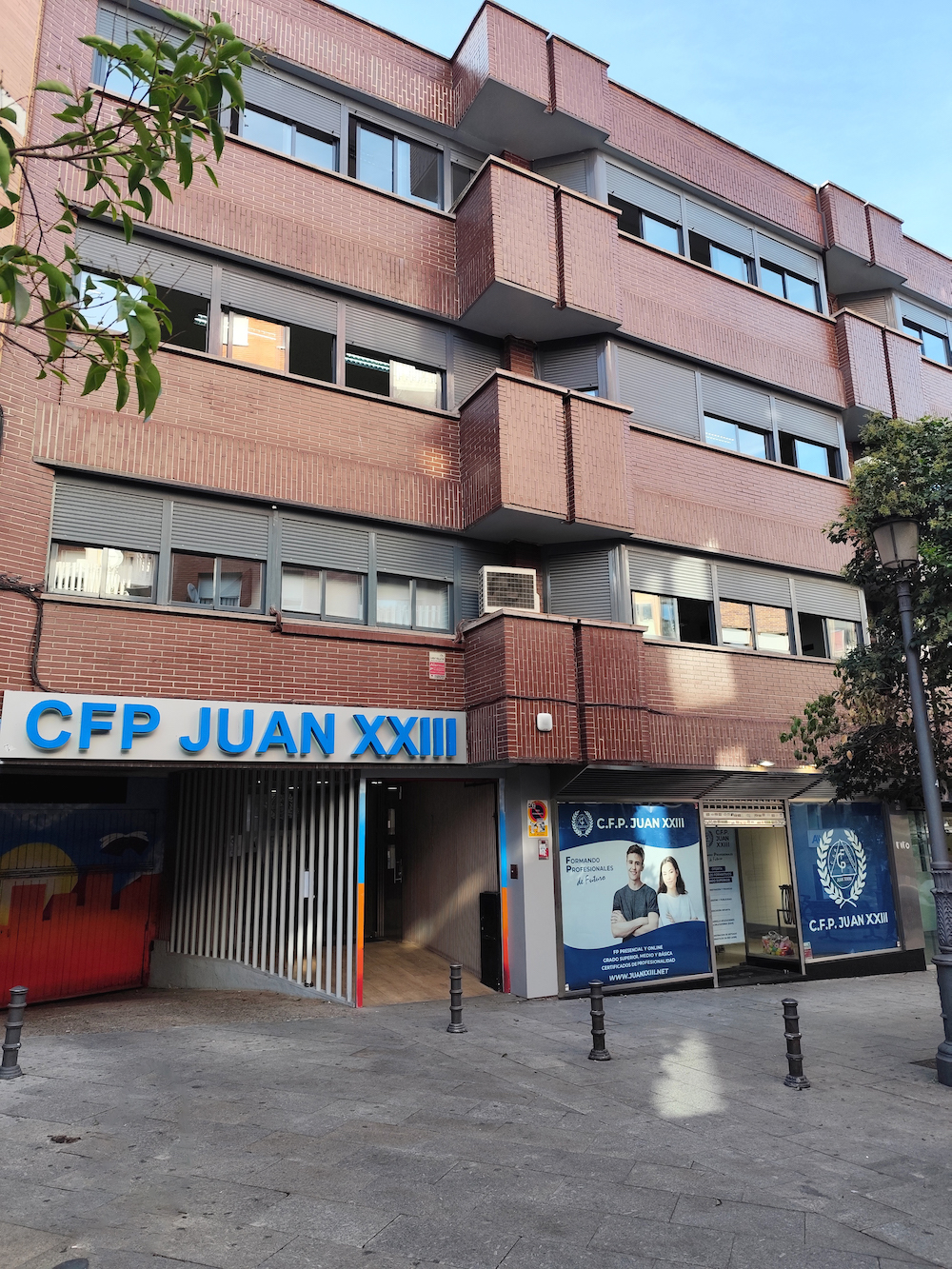 Fachada J23